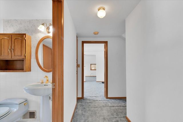 306 W Madison Street, Belvidere, IL 61008