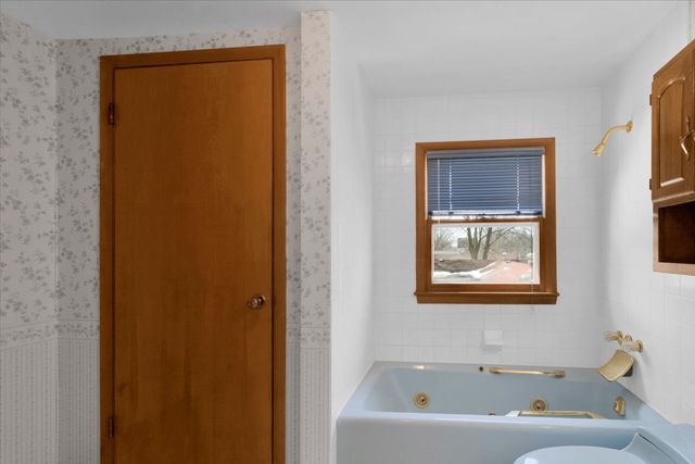 306 W Madison Street, Belvidere, IL 61008