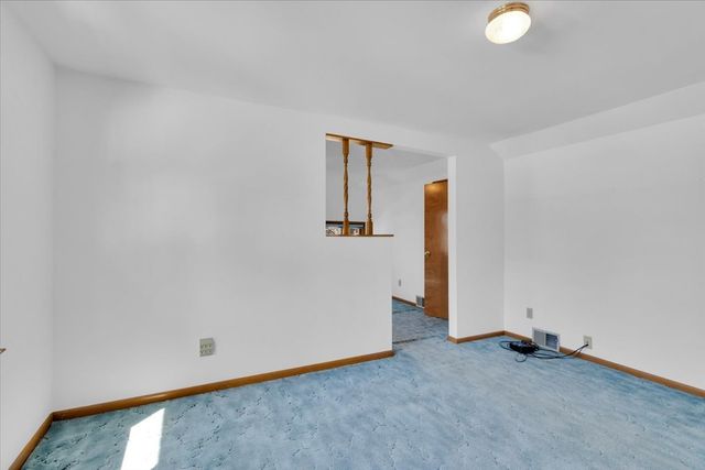 306 W Madison Street, Belvidere, IL 61008