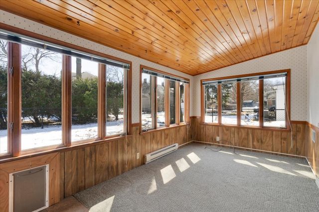 306 W Madison Street, Belvidere, IL 61008