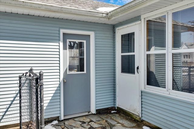 306 W Madison Street, Belvidere, IL 61008