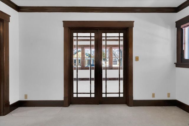 306 W Madison Street, Belvidere, IL 61008