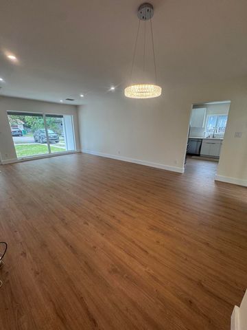 725 NE 160th Terrace, Miami, FL 33162