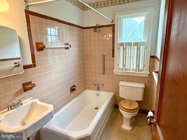 1012 WARREN ST, Pottstown, PA 19464
