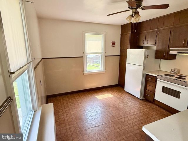 1012 WARREN ST, Pottstown, PA 19464