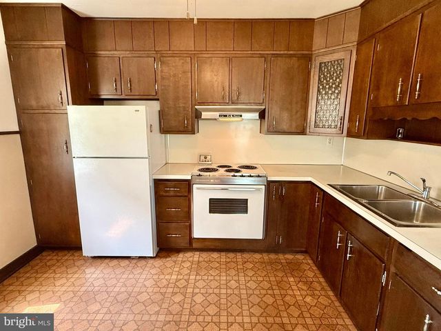1012 WARREN ST, Pottstown, PA 19464