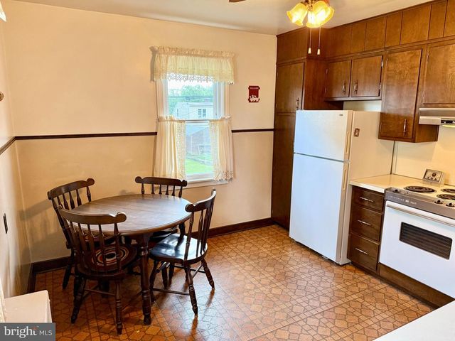 1012 WARREN ST, Pottstown, PA 19464