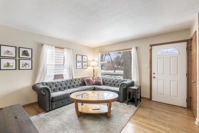 3238 N 86th STREET, Milwaukee, WI 53222