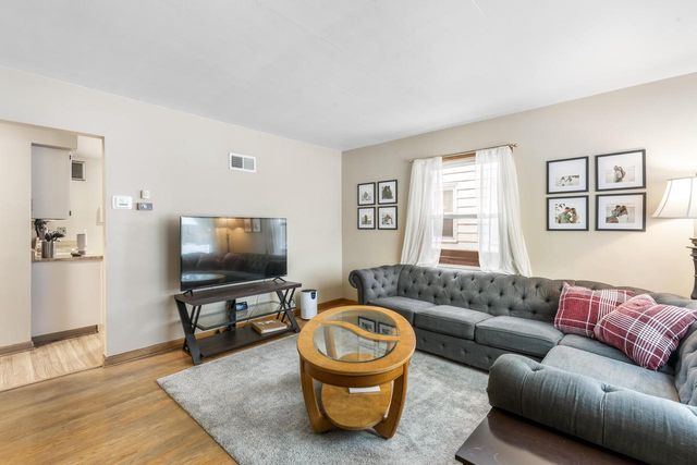 3238 N 86th STREET, Milwaukee, WI 53222