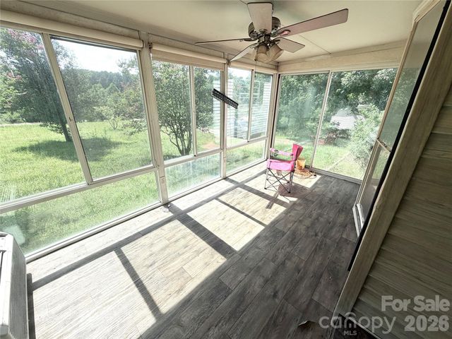 1050 Gold Mine Drive 6, Catawba, NC 28609