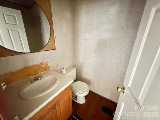 1050 Gold Mine Drive 6, Catawba, NC 28609