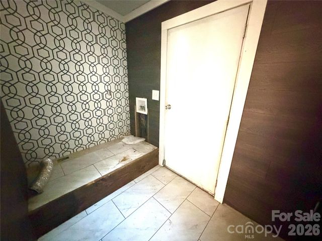 1050 Gold Mine Drive 6, Catawba, NC 28609