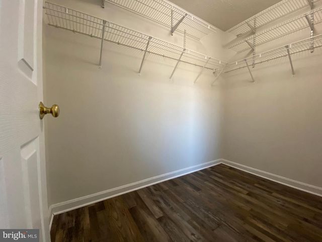 9609 COVENTRY CREEK DR, Fredericksburg, VA 22408