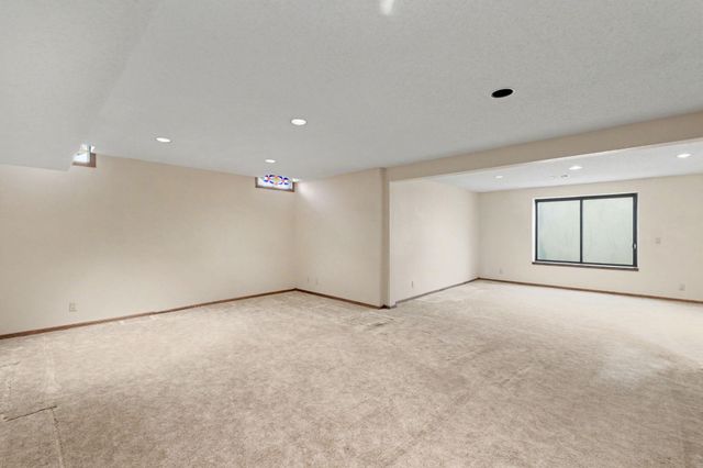 2448 N Rutland Ct, Wichita, KS 67226