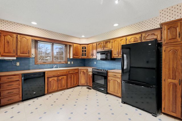 2448 N Rutland Ct, Wichita, KS 67226