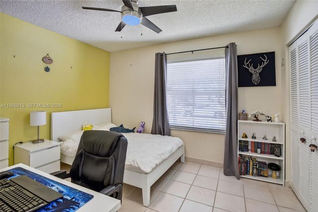 7306 NW 1st Mnr, Plantation, FL 33317