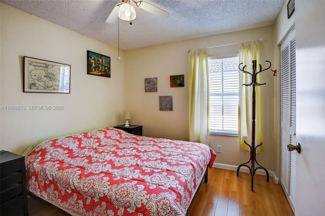 7306 NW 1st Mnr, Plantation, FL 33317