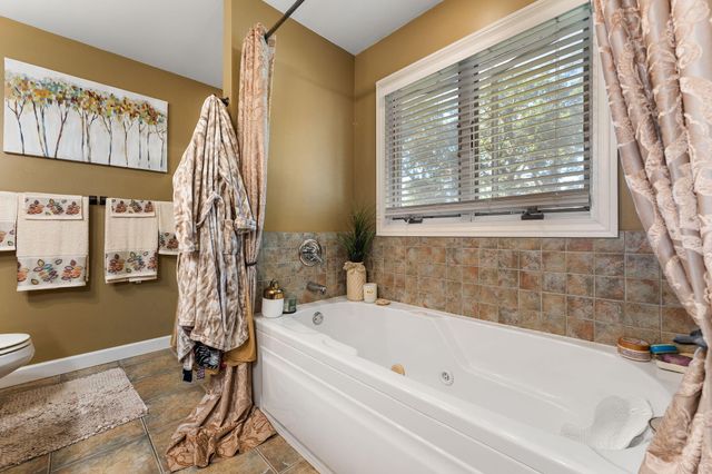 5371 72nd Avenue, Schererville, IN 46375