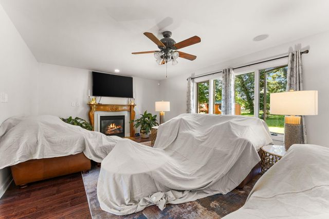 5371 72nd Avenue, Schererville, IN 46375