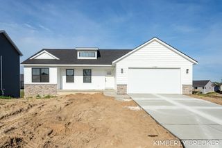 11767 Everett Avenue, Allendale Twp, MI 49401