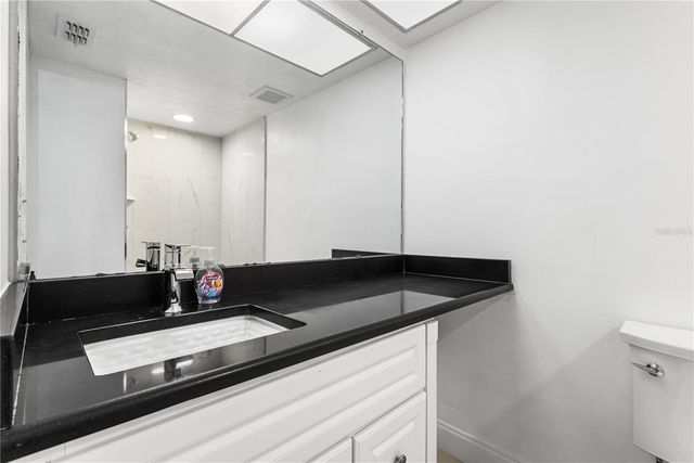 5080 LOCUST STREET NE 322, St Petersburg, FL 33703