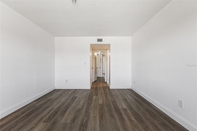 5080 LOCUST STREET NE 322, St Petersburg, FL 33703