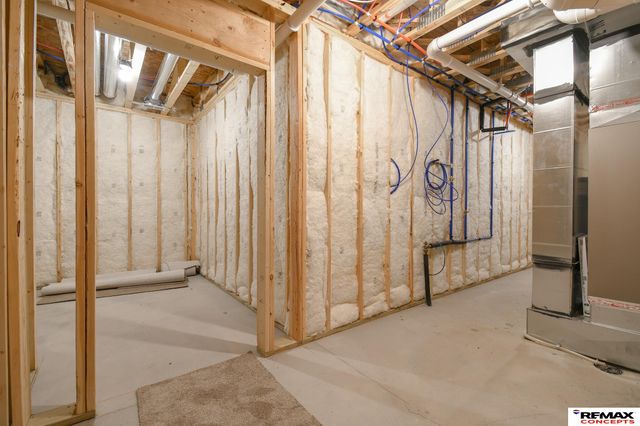 5829 S 94th Street, Lincoln, NE 68526