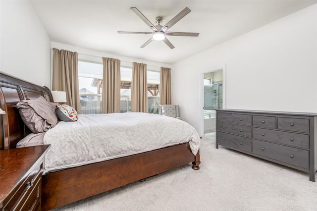 1225 Stagecoach Trail, Justin, TX 76247