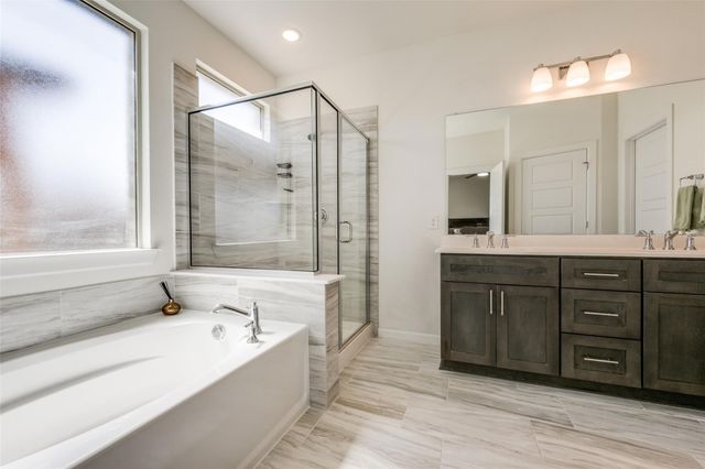 1225 Stagecoach Trail, Justin, TX 76247