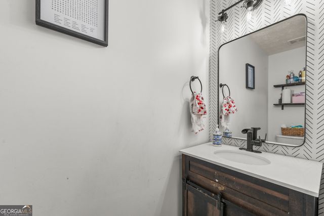 978 Shannon Road SW, Loganville, GA 30052
