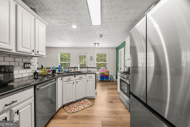 978 Shannon Road SW, Loganville, GA 30052