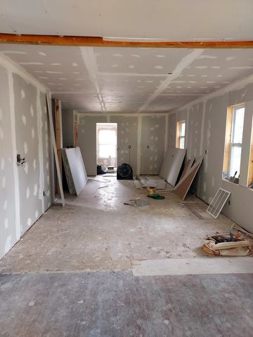 24689 N fox river Drive, Cary, IL 60013