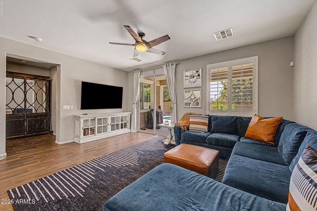 3032 E RUSSELL Street, Mesa, AZ 85213