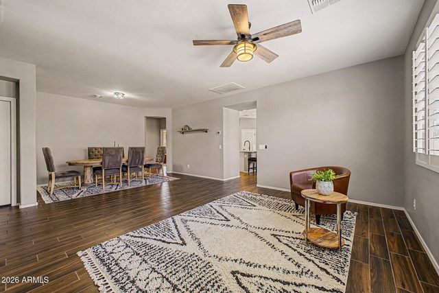 3032 E RUSSELL Street, Mesa, AZ 85213