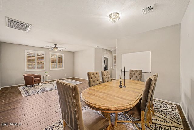 3032 E RUSSELL Street, Mesa, AZ 85213