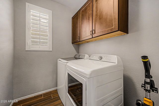 3032 E RUSSELL Street, Mesa, AZ 85213