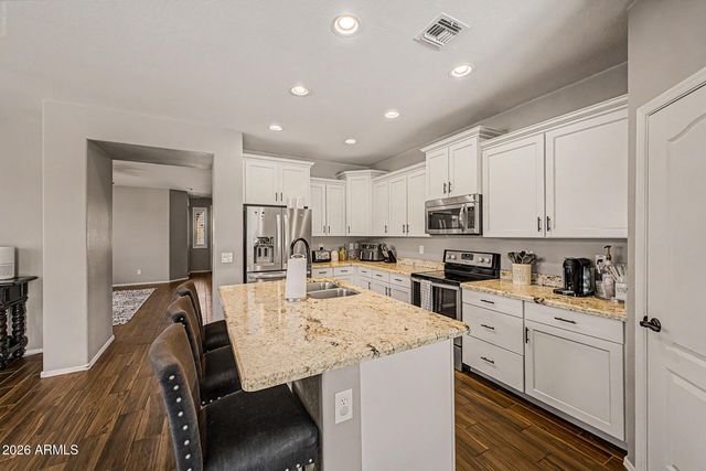 3032 E RUSSELL Street, Mesa, AZ 85213