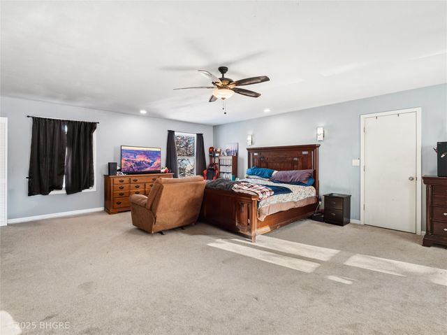 2731 Franklin Avenue, Des Moines, IA 50310