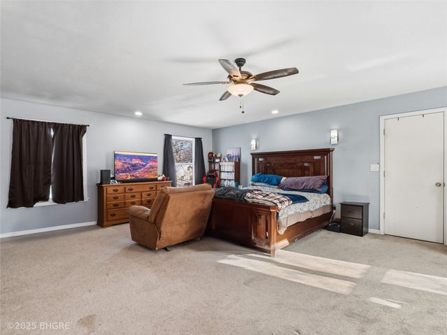 2731 Franklin Avenue, Des Moines, IA 50310