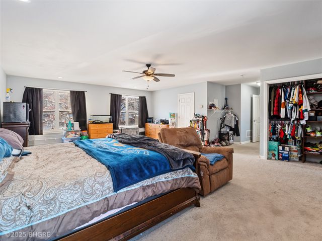 2731 Franklin Avenue, Des Moines, IA 50310