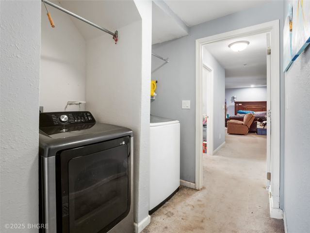 2731 Franklin Avenue, Des Moines, IA 50310