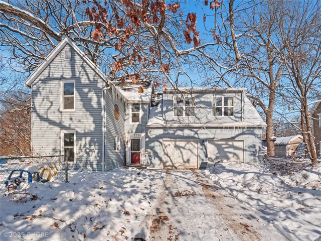 2731 Franklin Avenue, Des Moines, IA 50310