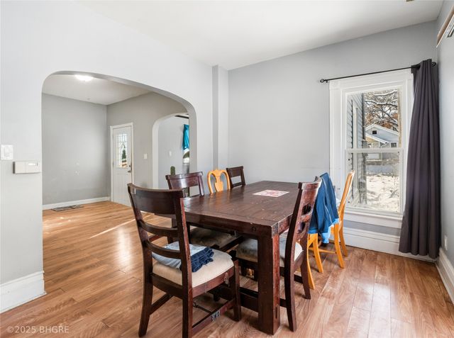 2731 Franklin Avenue, Des Moines, IA 50310