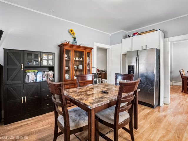 2731 Franklin Avenue, Des Moines, IA 50310