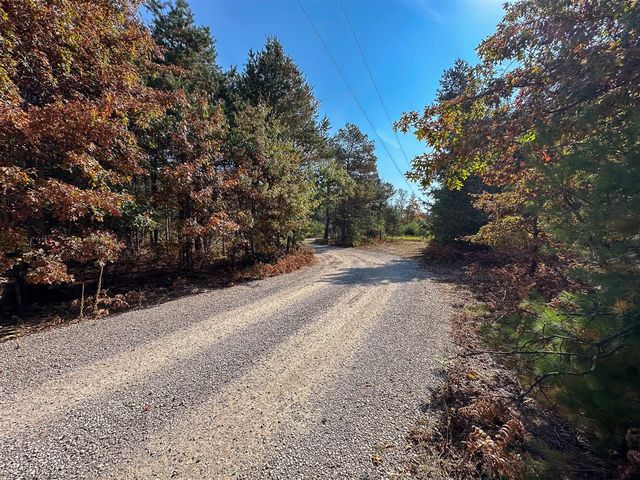 596 N River Road, Lake, MI 48632