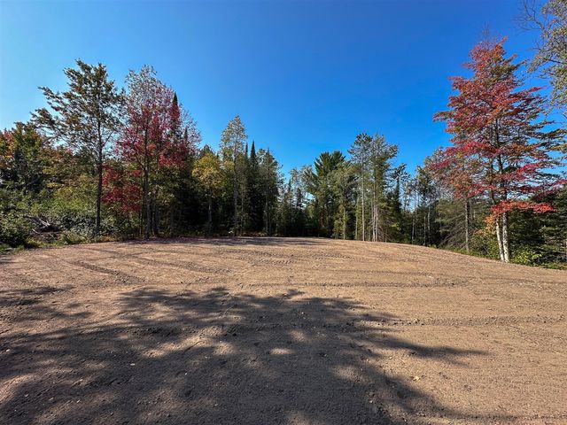 596 N River Road, Lake, MI 48632