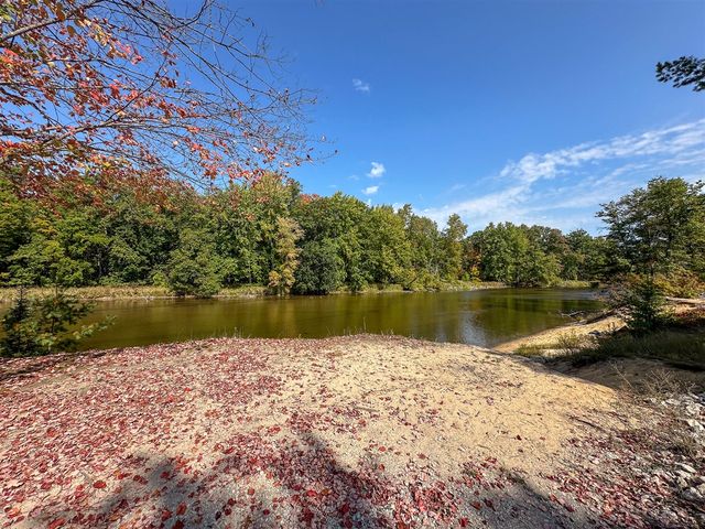 596 N River Road, Lake, MI 48632