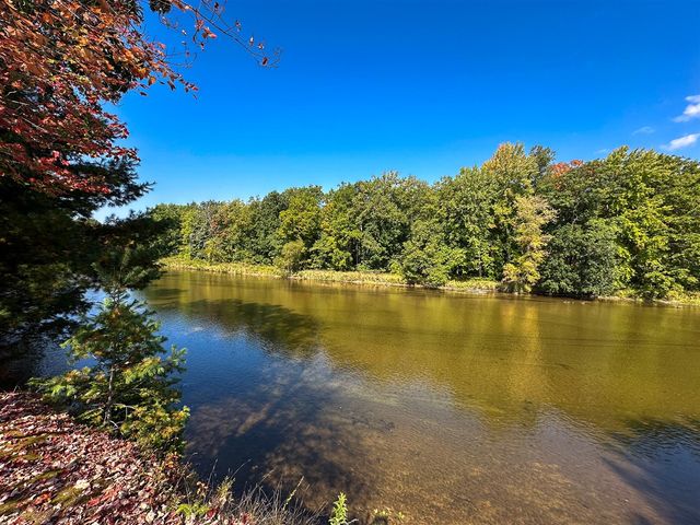 596 N River Road, Lake, MI 48632