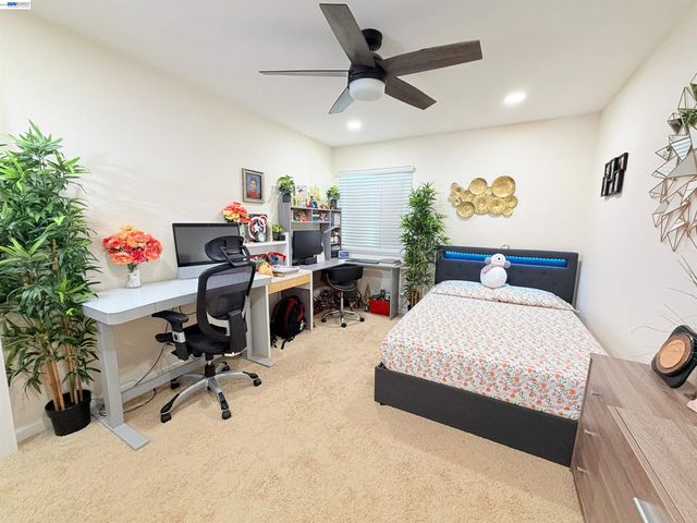 38533 Vancouver Cmn, Fremont, CA 94536