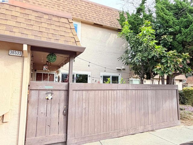 38533 Vancouver Cmn, Fremont, CA 94536